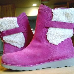 Girls Uggs